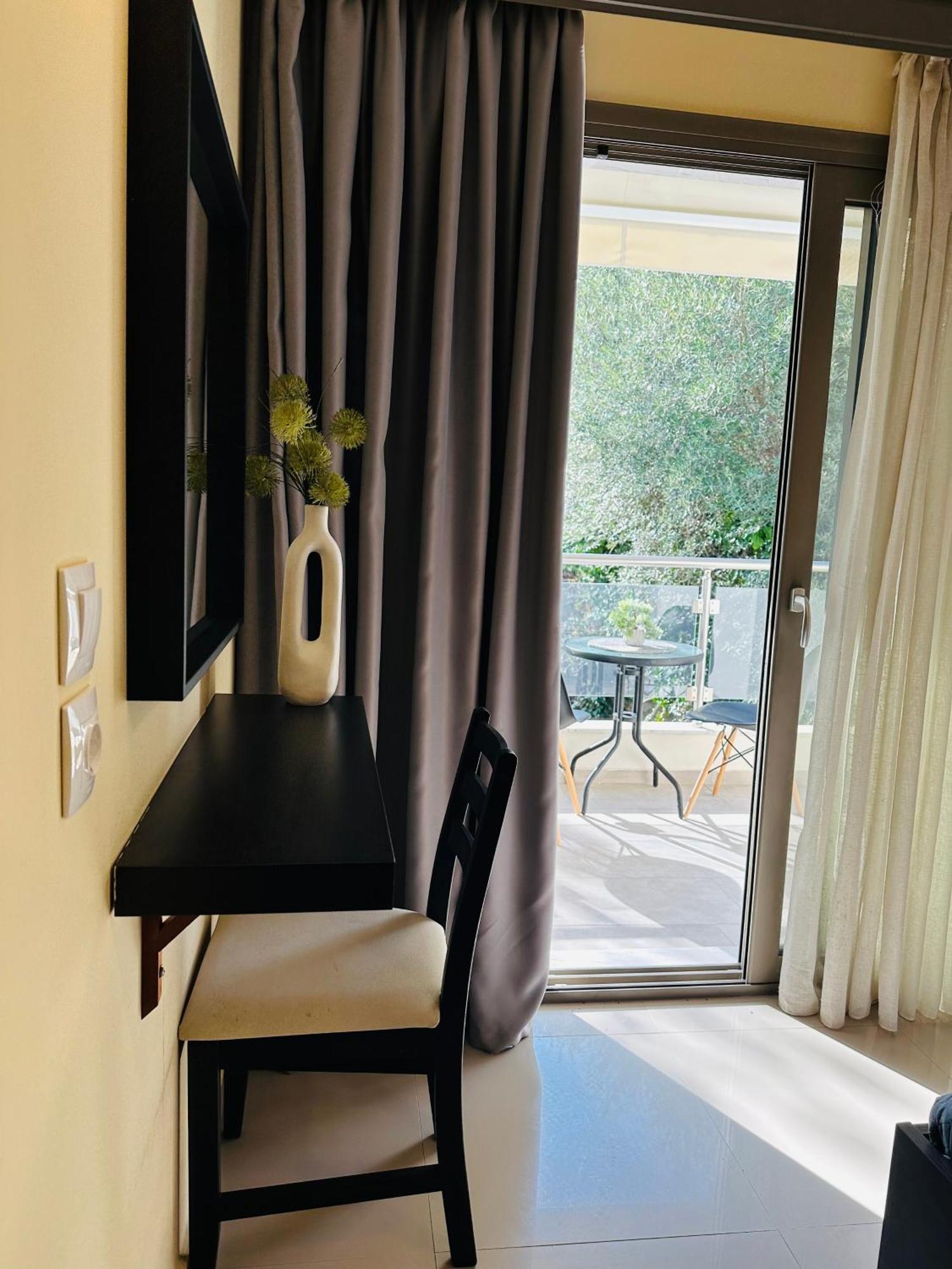 Afrodite Seaside Rooms Kallithea  Exterior foto