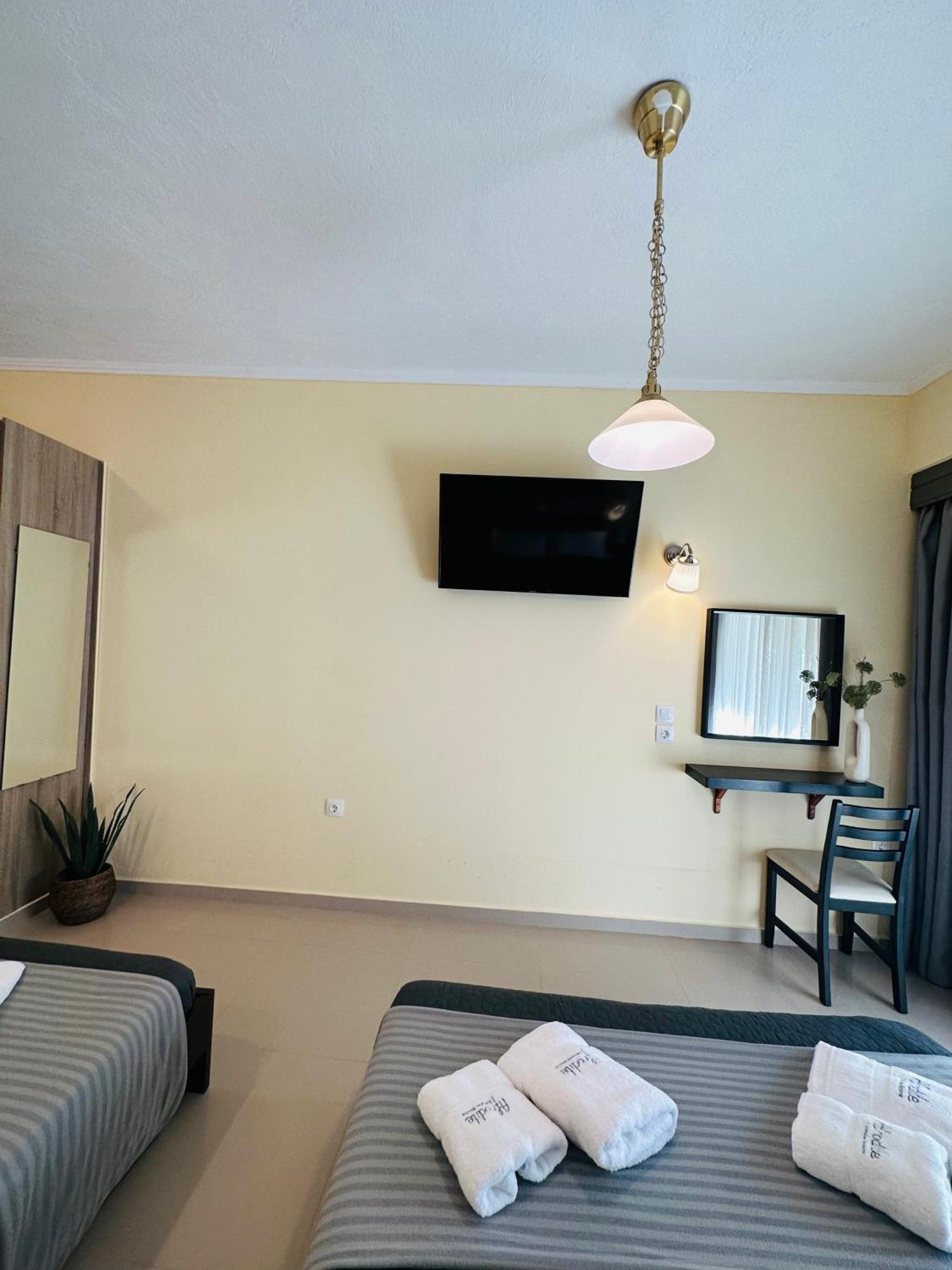 Afrodite Seaside Rooms Kallithea  Exterior foto